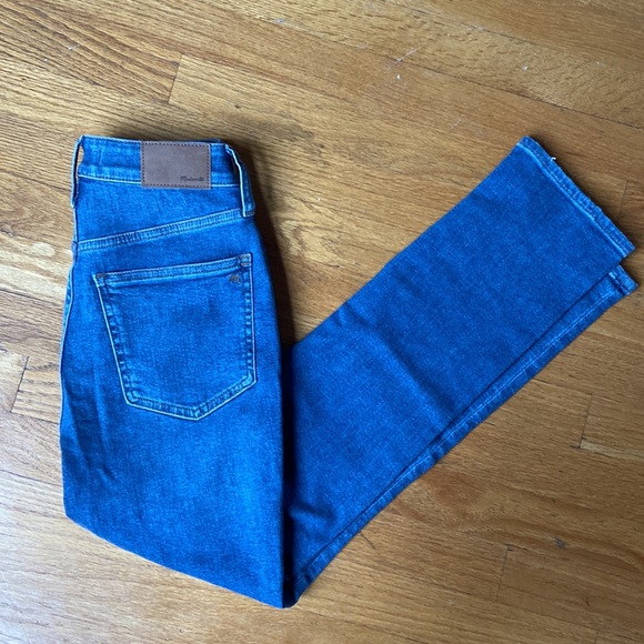Madewell THE CURVY PERFECT VINTAGE JEAN IN FINNEY WASH - Picture 2 of 2